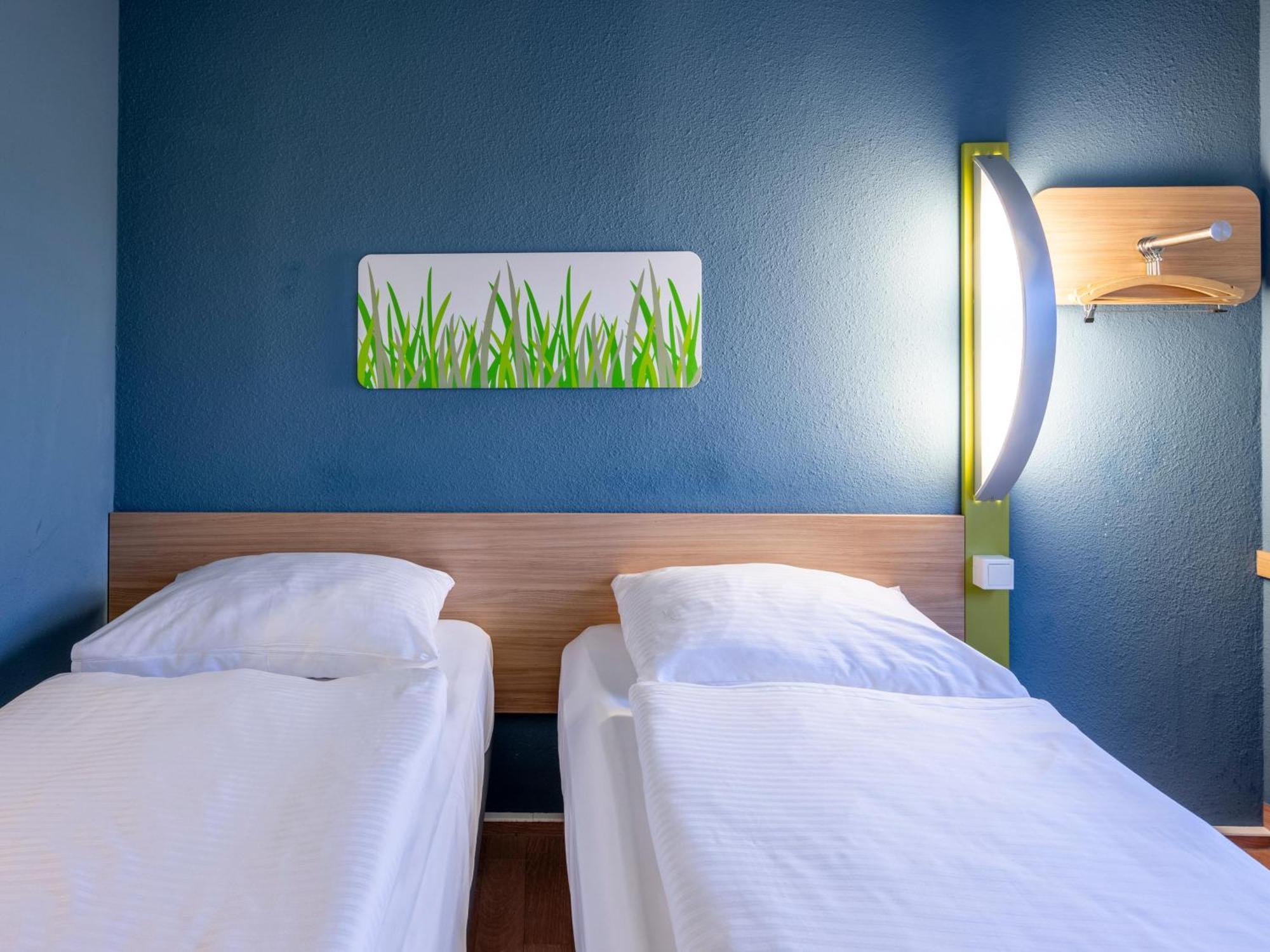 Hotel Erlangen-tennenlohe 2*